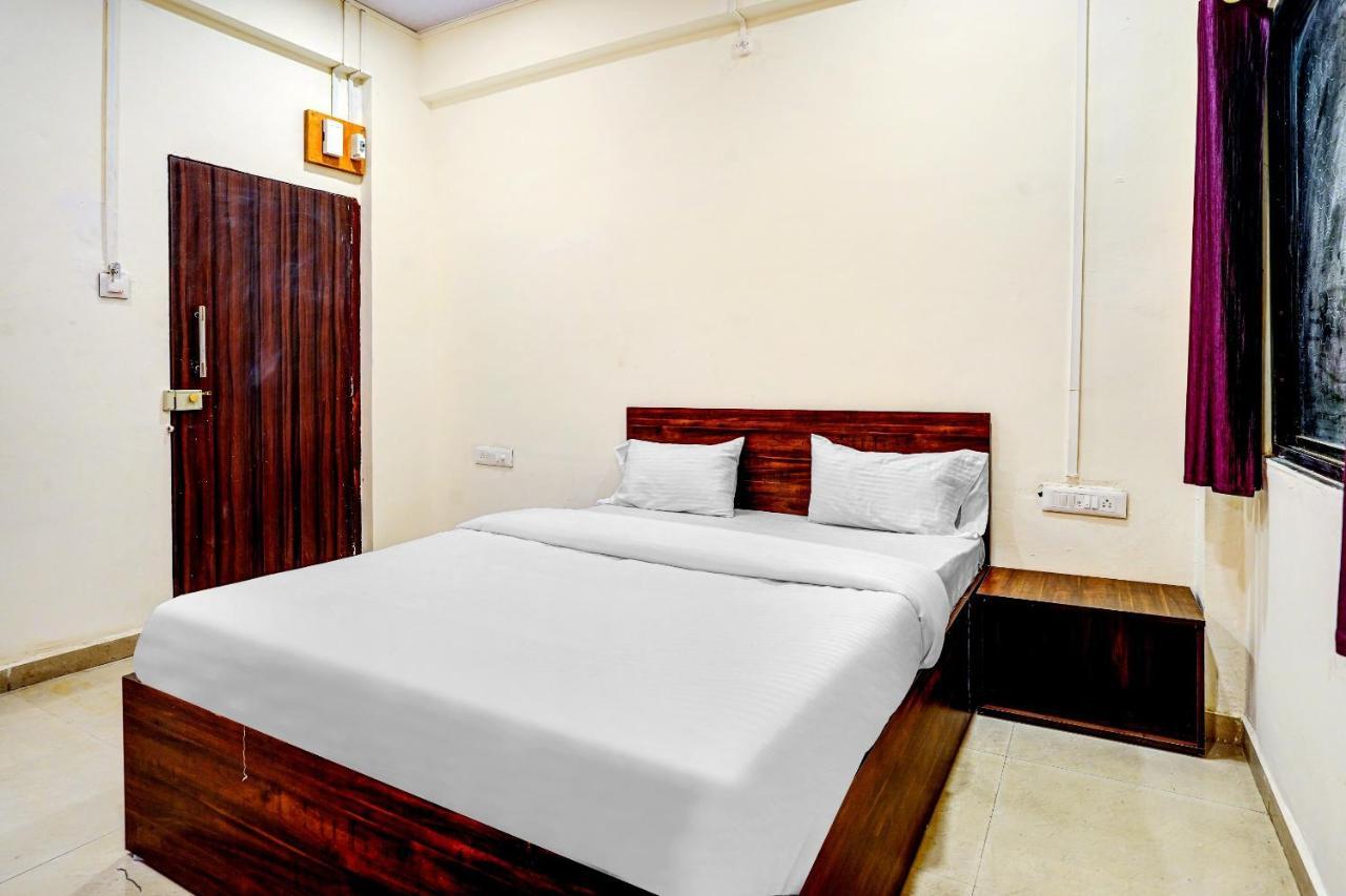 Amba Executive An Apartment Hotel Mundhva 外观 照片