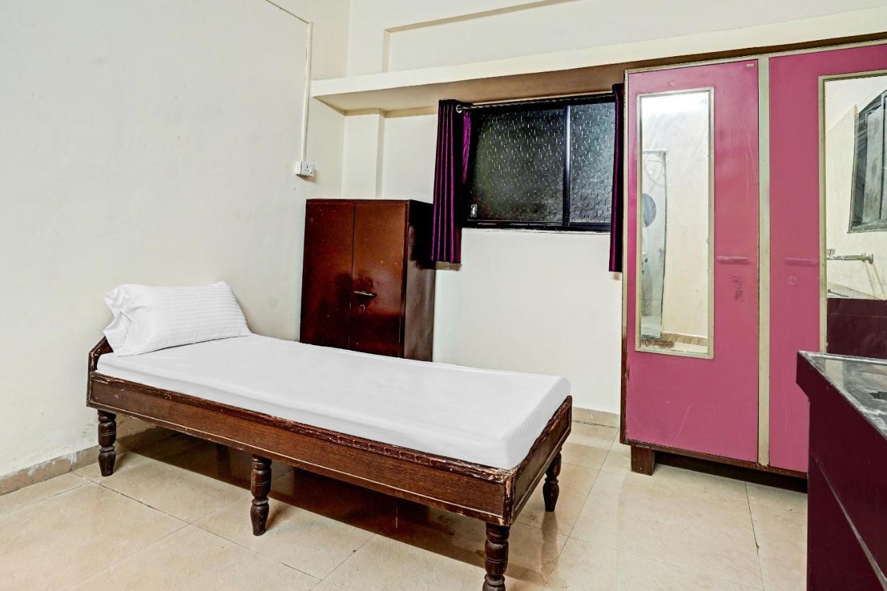 Amba Executive An Apartment Hotel Mundhva 外观 照片